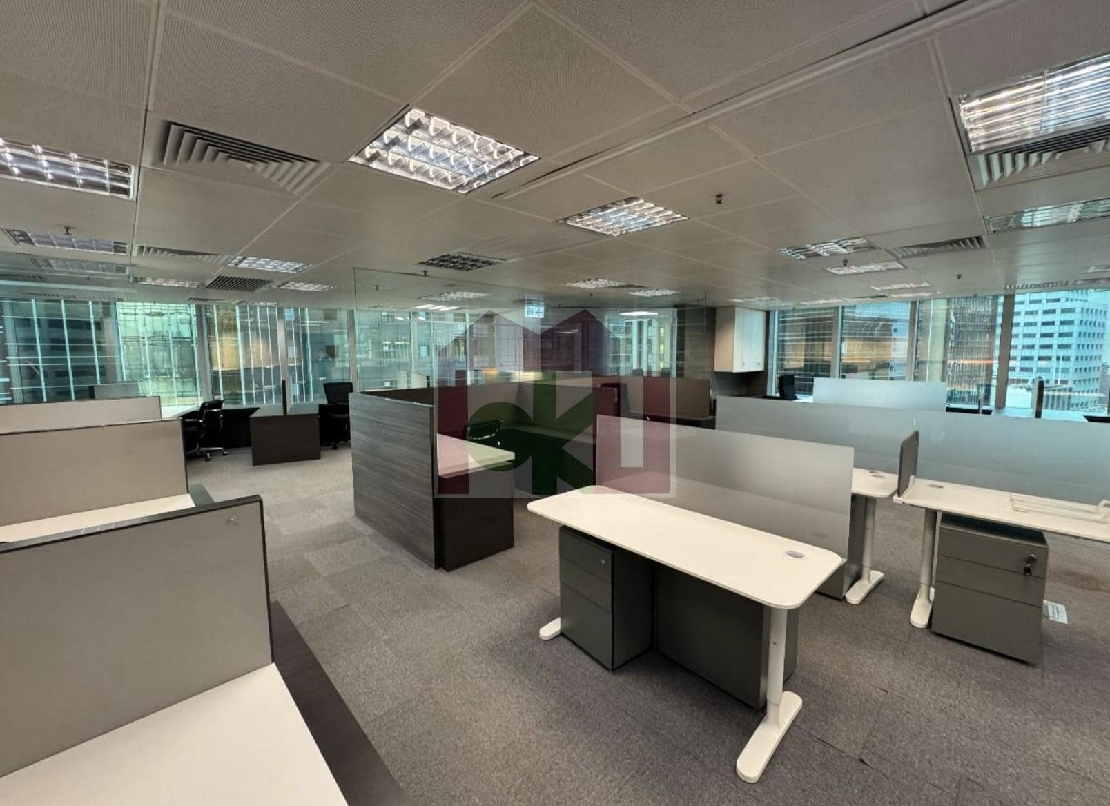 Golden Centreのブル或物件の写真